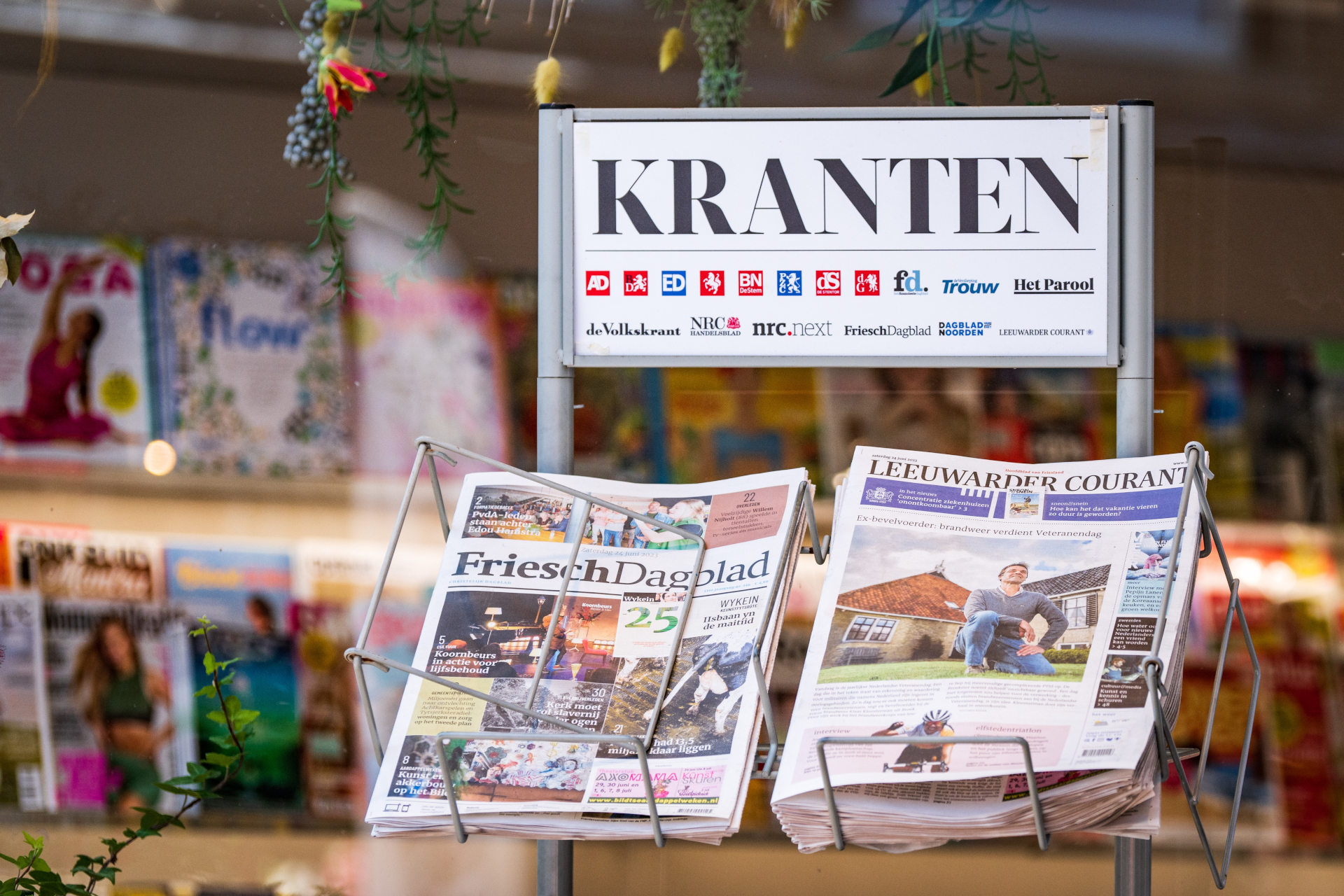 Deze zomer geen kranten meer voor inwoners Vlieland en Schiermonnikoog
