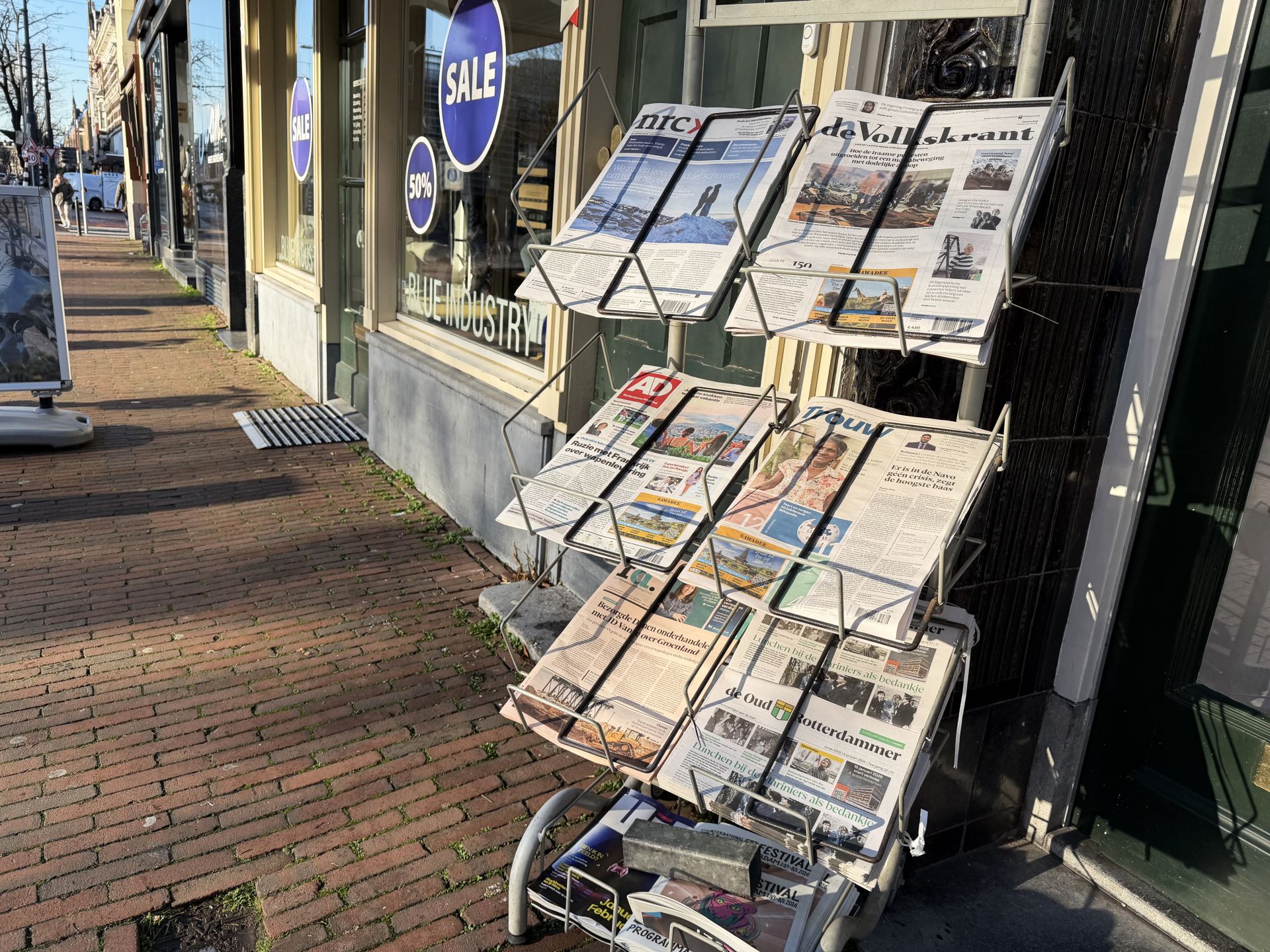 Digital subscriptions becoming the primary source of income for Dutch newspapers